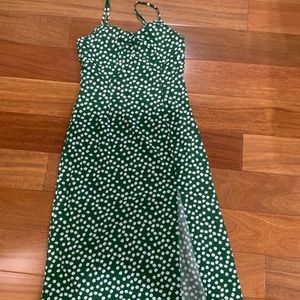 From SHEIN size xs color is green (NOT USED)